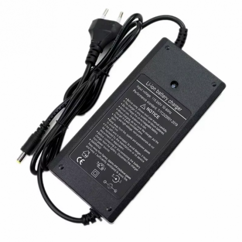 Ličio baterijų įkroviklis 220V 54.6V 3A 180W 5.5x2.5mm LiitoKala